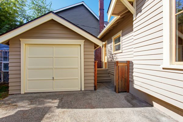 Garage Siding Replacement in Reno