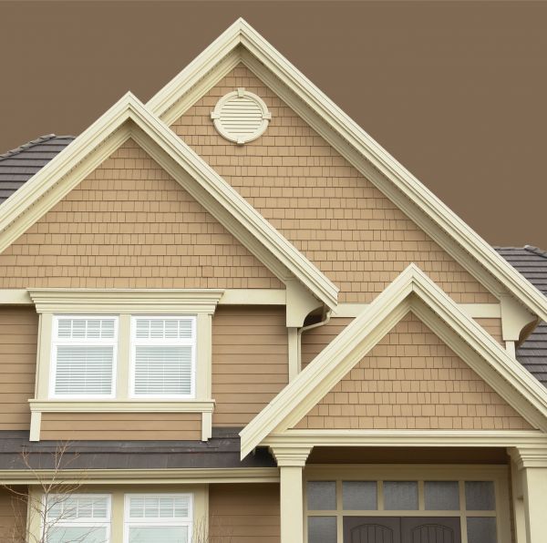Cost of Vinyl Shake Siding Repair in Reno