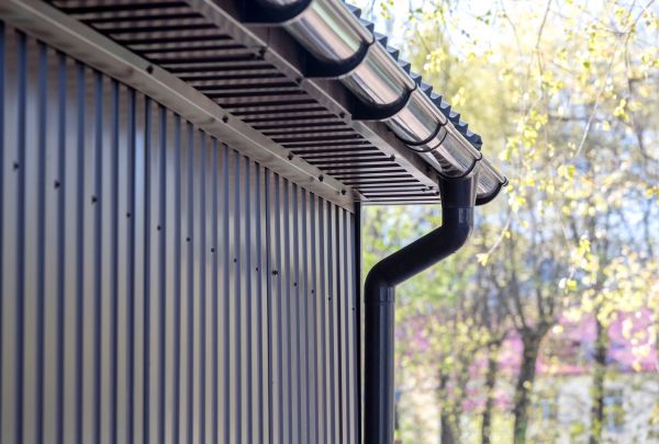 Sheet Metal Siding Repair in Reno