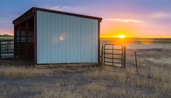 Pole Building Siding Service in Reno